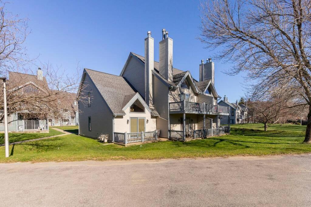 Skiing, Hiking, Village Of Eville Mtn Escape Ellicottville Exterior foto