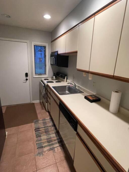 Skiing, Hiking, Village Of Eville Mtn Escape Ellicottville Exterior foto